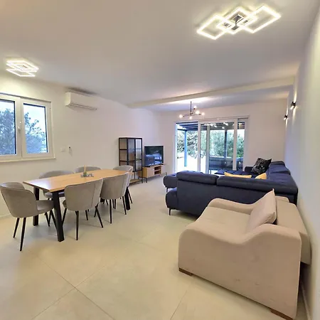 Adriatic Pearl 3*