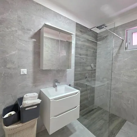 Adriatic Pearl 3* Rogoznica (Sibenik-Knin)